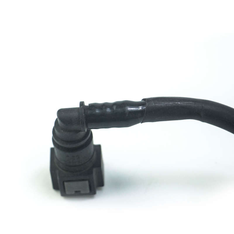 Vacuum Tube 457861 For Dongfeng Peugeot 307 Citroen C4 Triumph T5 Sega T6 2.0