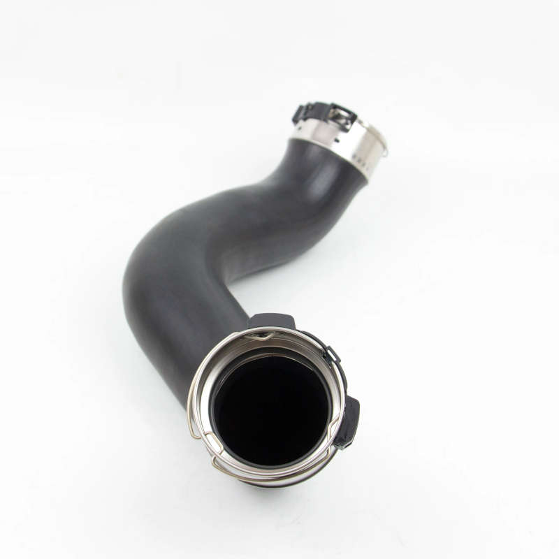 Turbocharged Air Hose 2045285782 For Mercedes Benz GLK200 GLK250 GLK250 4MATIC Air Conduit Pipe