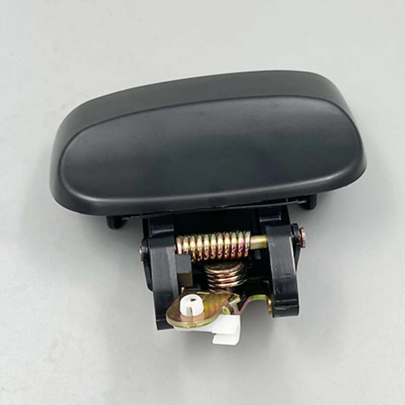 Car Rear Door Outer Handle for Nissan Xterra 2000-04 82607-7Z400 82606-7Z400