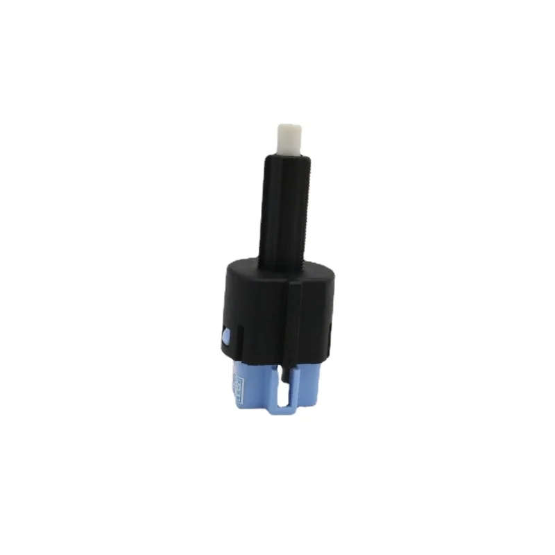 Car Brake Stop Light Lamp Switch For Mitsubishi Pajero Montero V73 V75 V77 V78 CU4 CU5 Outlander