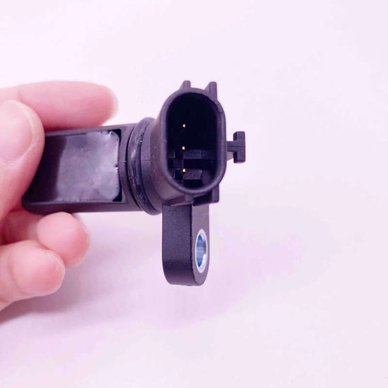 Camshaft Cam Shaft Position Sensor For Nissan Armada NV2500 Pathfinder Titan 5.6L