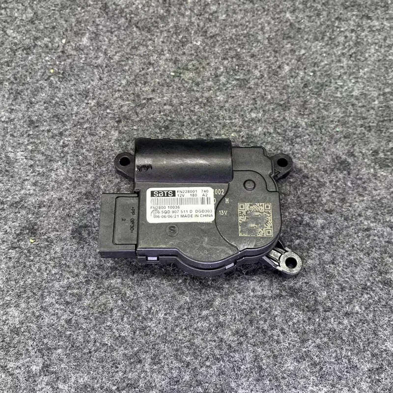 Servo motor for temperature regulating motor is suitable for Tiguan Golf T-Roc Lamando CC A3
