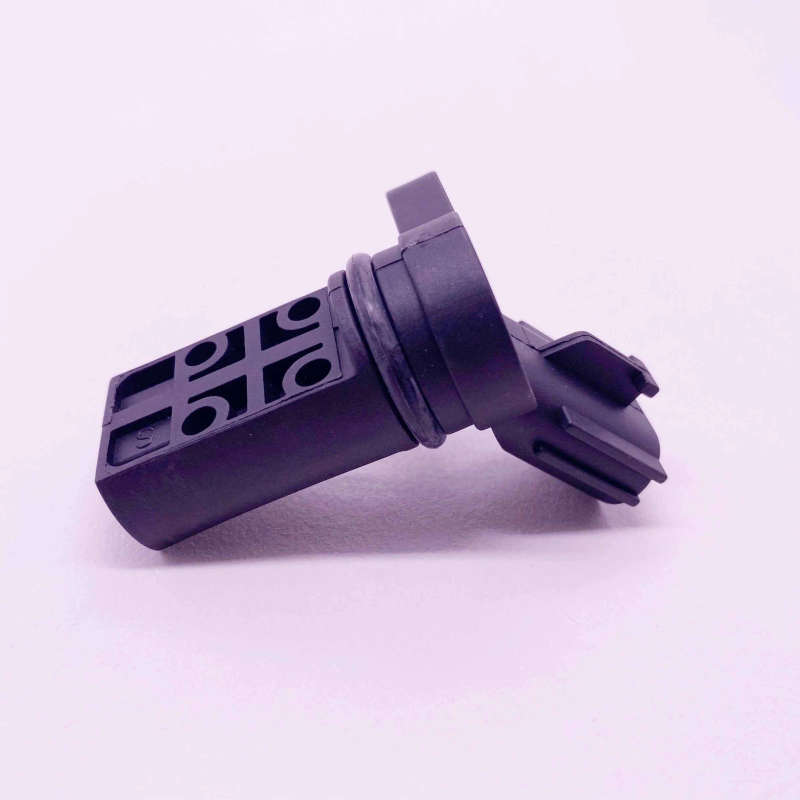 Camshaft Cam Shaft Position Sensor For Nissan Armada NV2500 Pathfinder Titan 5.6L