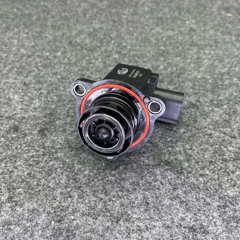 1.8T 2.0T Turbocharger Circuit Break Bypass Diverter Valve For VW Golf MK5 MK6 Passat B6 TT