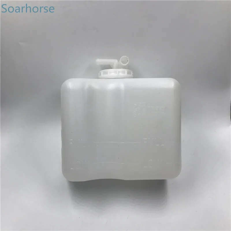 Car Engine Coolant Reservoir Expansion Tank For Mitsubishi Pajero Montero MK2 V31 V32 V33 V43