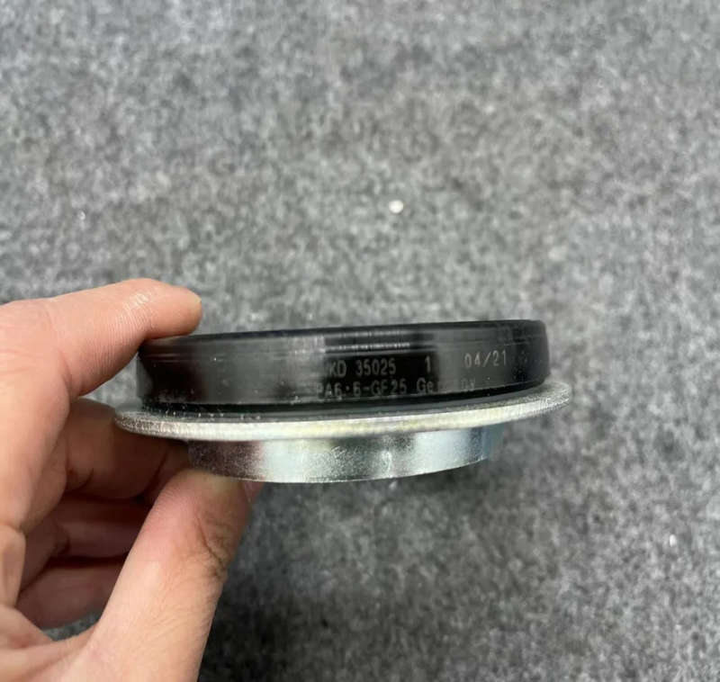 New 2PCS Front Strut Mount Bearing For VW Polo 9N Passat Audi A3 Skoda Seat Ibiza1K0
