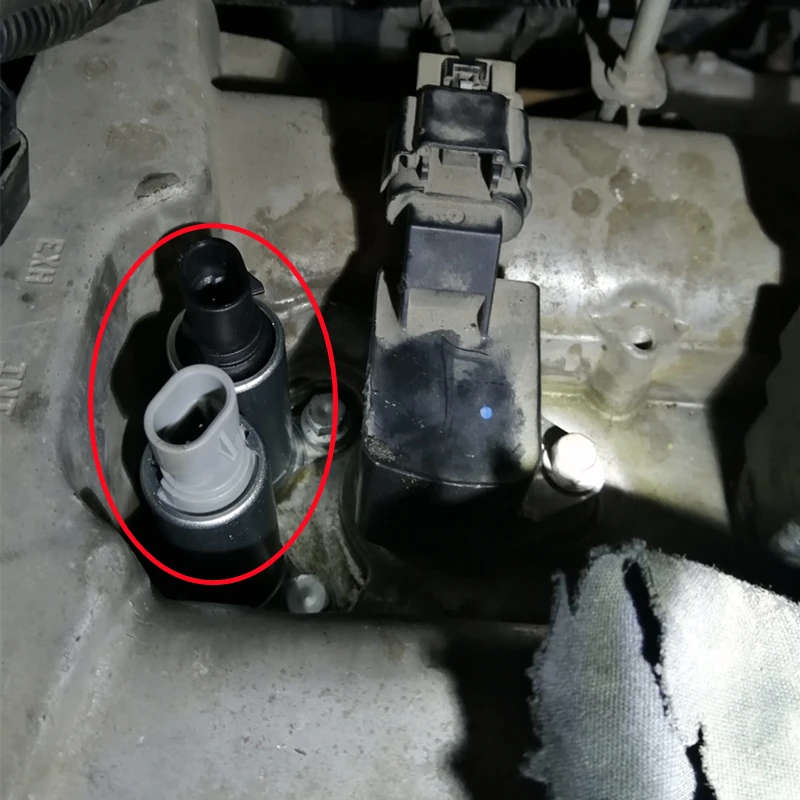 Intake Exhaust Camshaft Position Control Timing VVT Solenoid Valve For Chevrolet Captiva Malibu