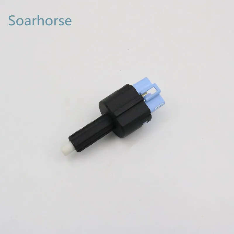 Car Brake Stop Light Lamp Switch For Mitsubishi Pajero Montero V73 V75 V77 V78 CU4 CU5 Outlander