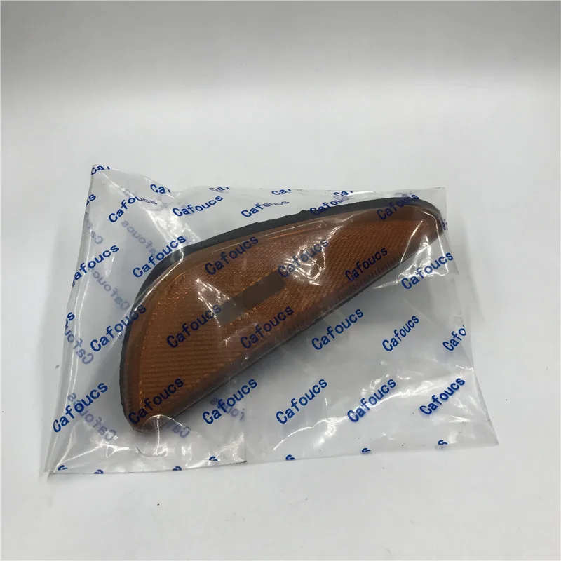Car Side Reflector Lamp Front and Rear Fender Turn Signal Light Fits For Nissan Cefiro A33 2000-2004
