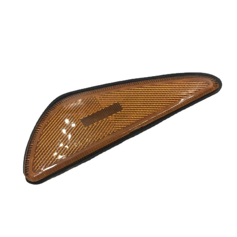 Car Side Reflector Lamp Front and Rear Fender Turn Signal Light Fits For Nissan Cefiro A33 2000-2004