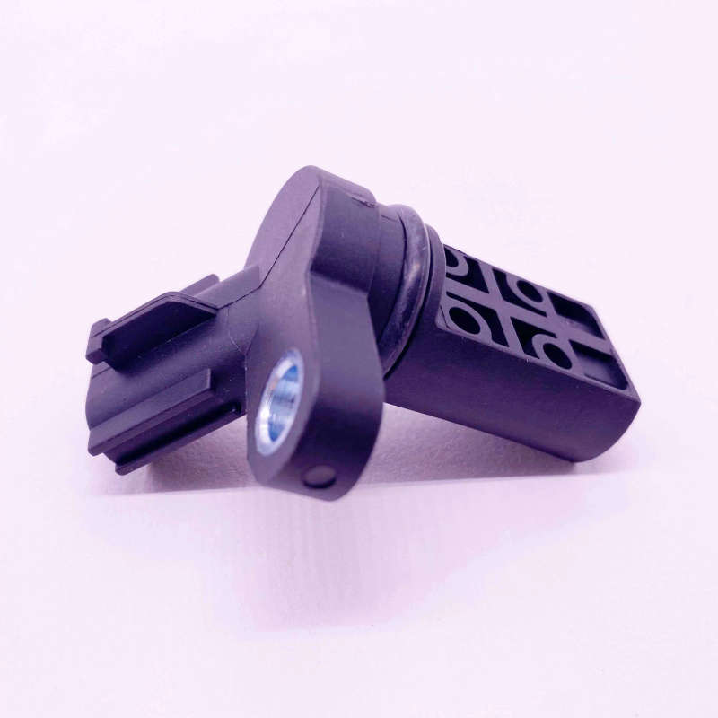 Camshaft Cam Shaft Position Sensor For Nissan Armada NV2500 Pathfinder Titan 5.6L