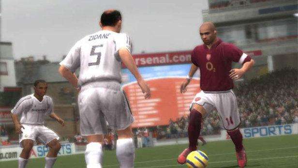 FIFA Soccer 06 (PlayStation 2)