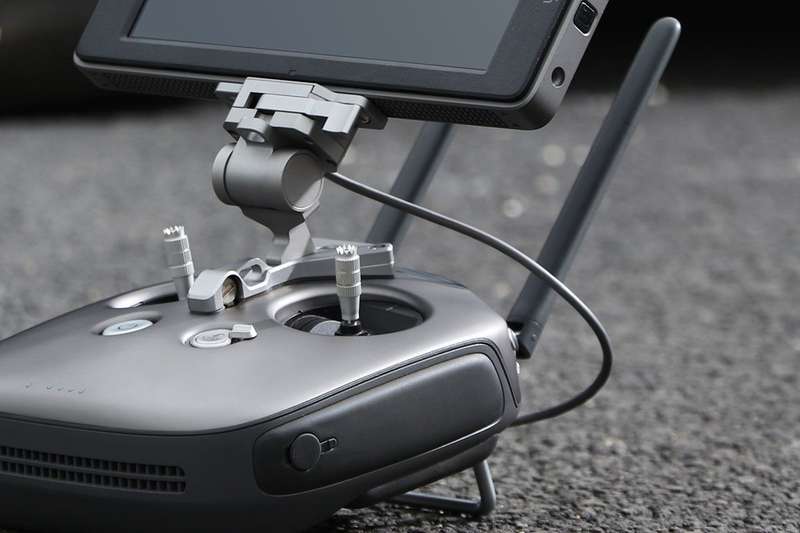 DJI CRYSTAL SKY RH BRACKET