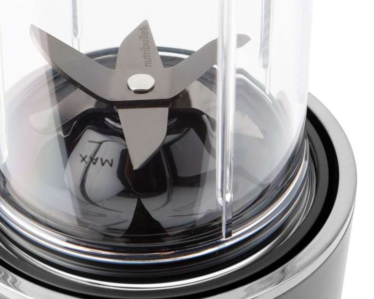 Nutribullet Blender Ultra 1000  Powerful 1000W Single-Serve Smoothie Maker | Quiet, Sustainabl...
