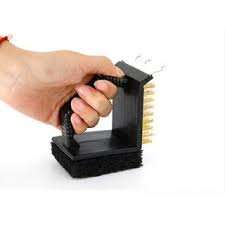 Braai Grid / Brush Cleaner/Wire Brush/ Angled/ Nylon/3 in one.