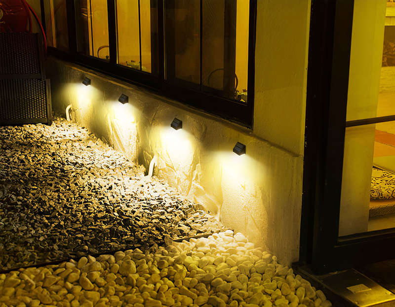 Solar Wall Light