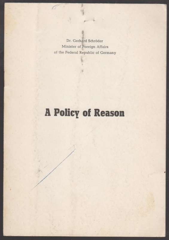 A Policy of Reason - SchrÃ¶der, Gerard