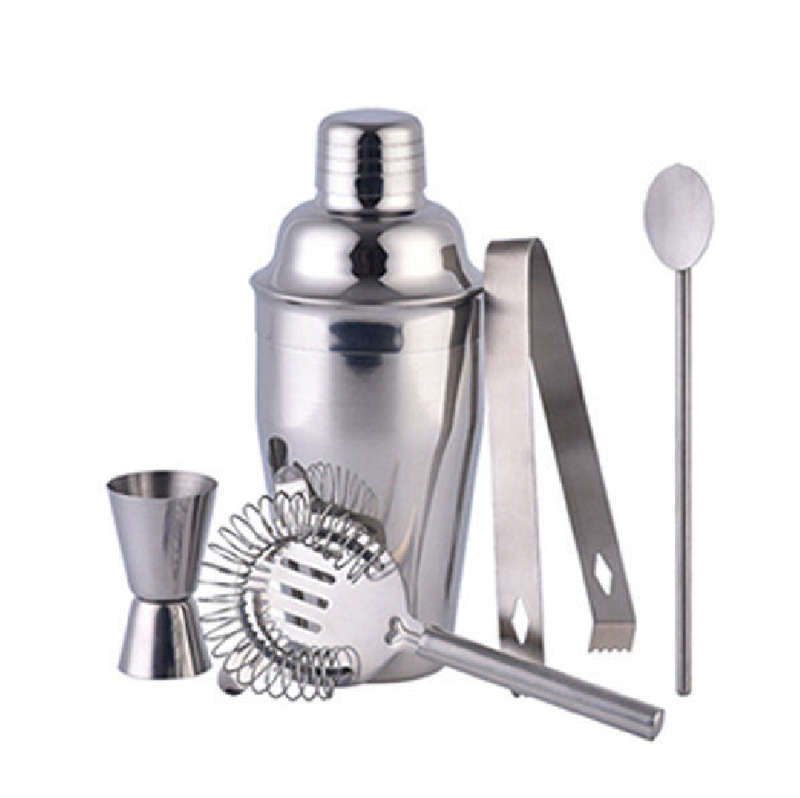 Cocktail Shaker With Accessories