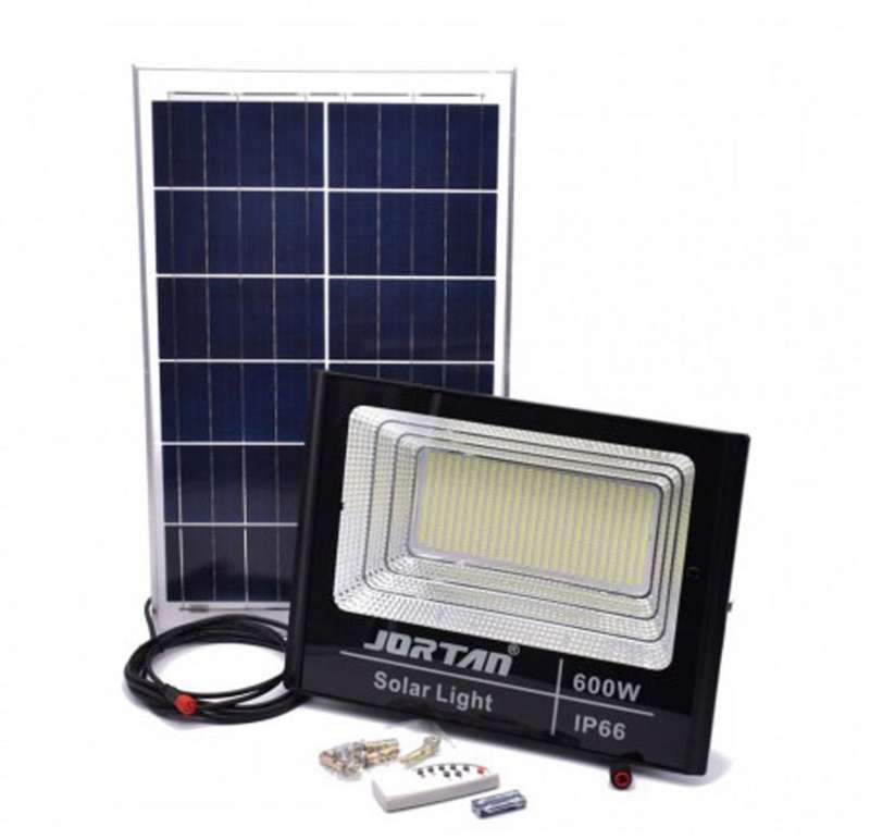 600W LED Projector with solar panel and remote control