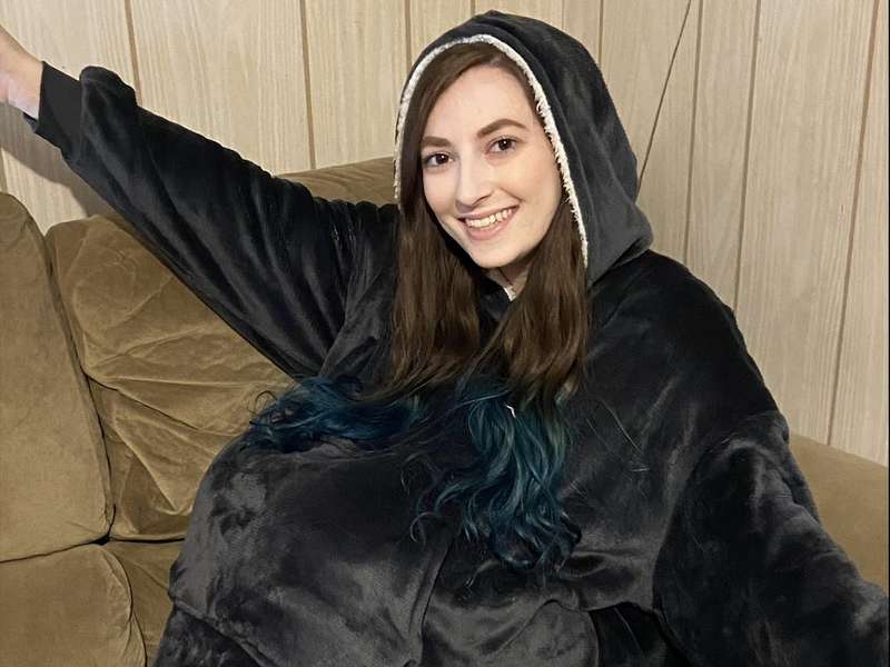 Huggle Hoodie, Ultra Plush Blanket (Black)