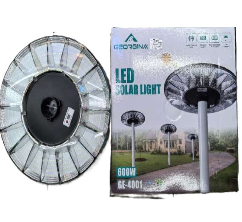 LED Solar street light 600W