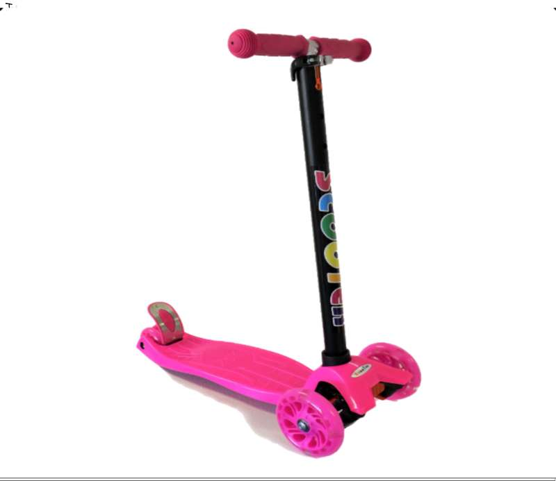 Bright color t-bar scooter