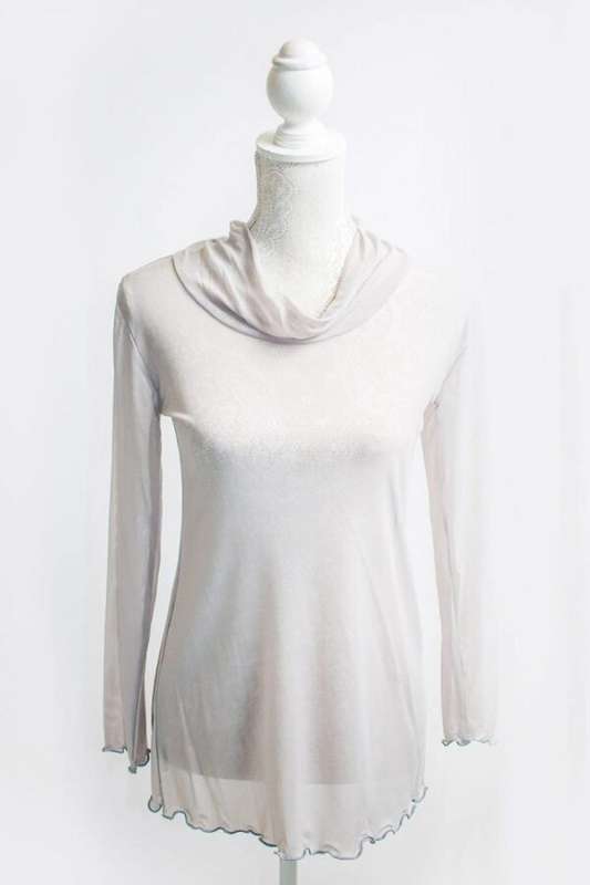 Basic covelneck top