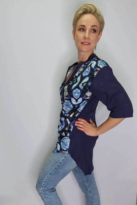 BLUE BLOSSOMS TOP