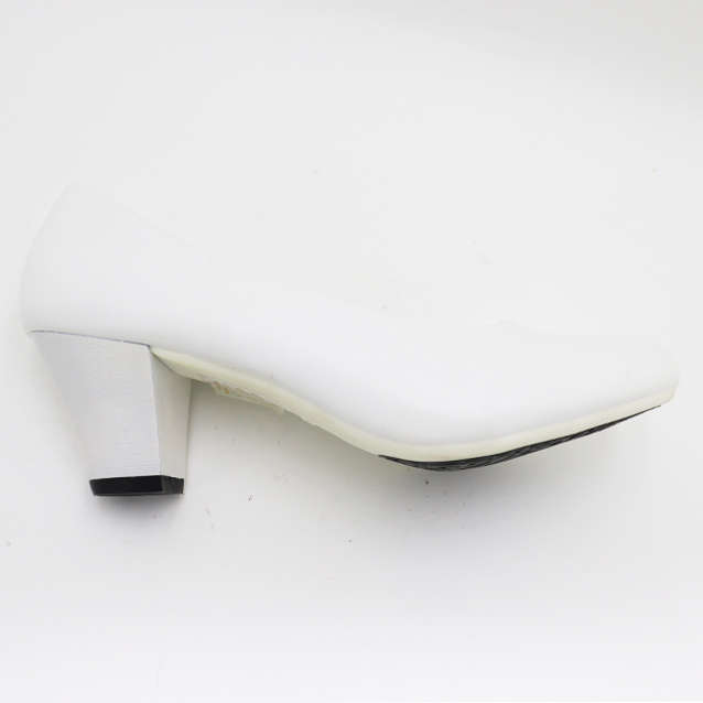 Court Shoe Block Heel -Size 3 4 6 7 8 left