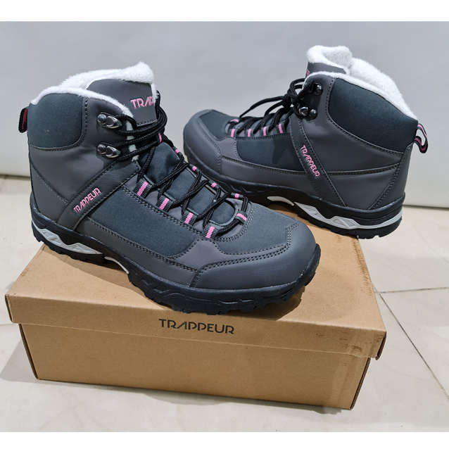 Women's Hiking Boot - Size 3 Left