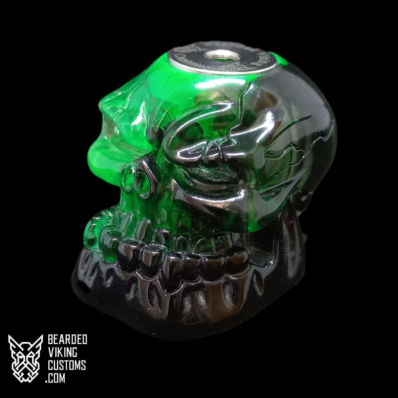 Skhulk acrylic atty stand