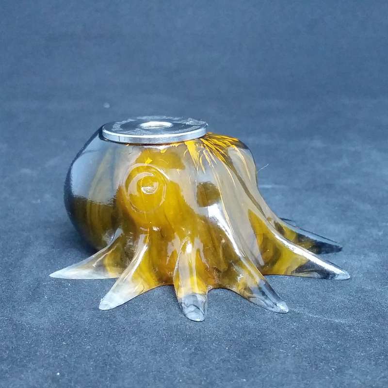 Octo acrylic atty stand