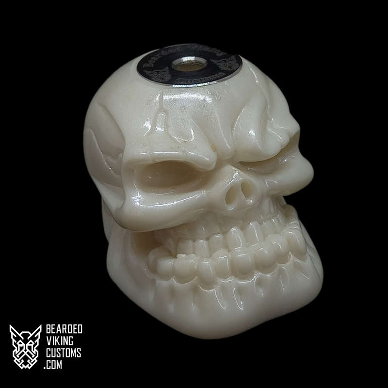 Skhulk acrylic atty stand
