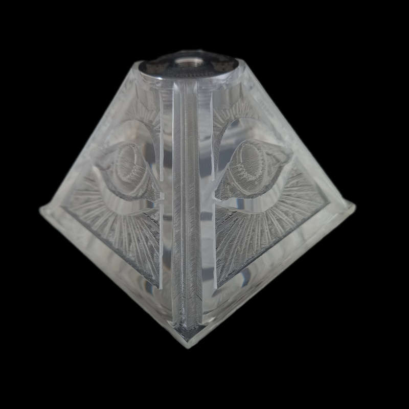 EyeSee acrylic atty stand