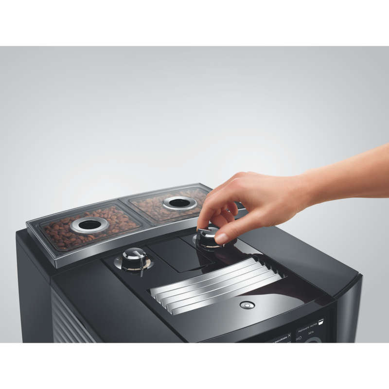 Jura J8 Twin Double Coffee Grinder Bean To Cup Coffee Machine