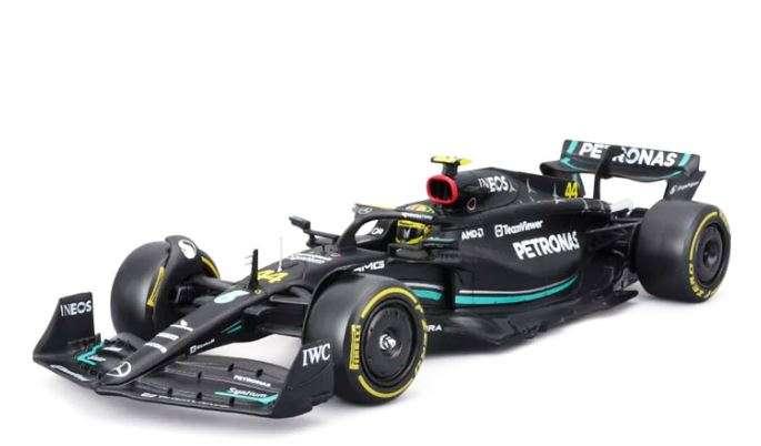Burago 1:24 Scale Mercedes-AMG F1 W14 E Performance Model Car  2023 Edition