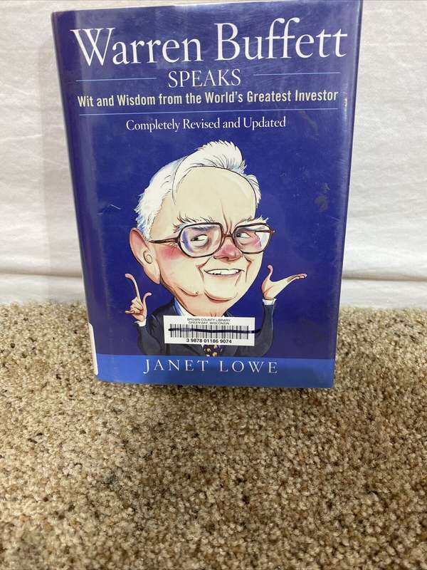 Warren Buffet Speaks by Janet Lowe (Hardcover)