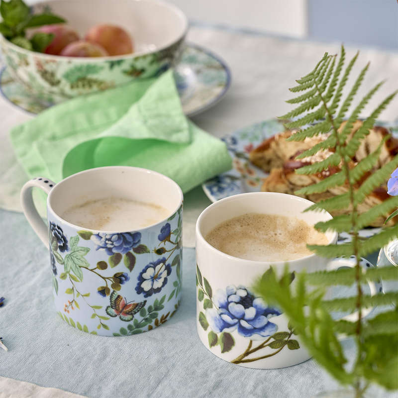 Porcelaine De Chine Mugs, Set Of 2