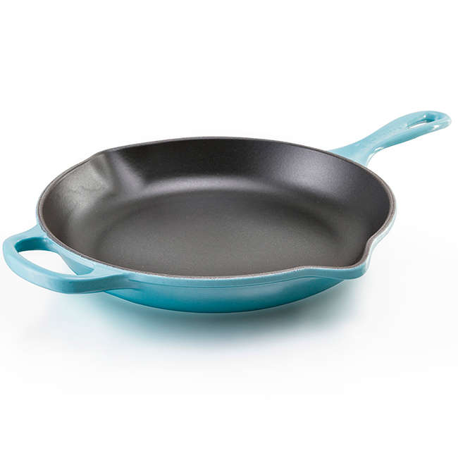 Signature Cast Iron Skillet, 23cm
