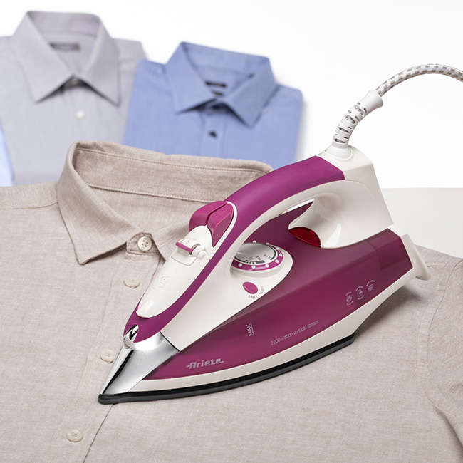 CeramiCare Steam Iron, STP61