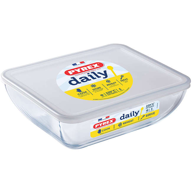 Daily Square Dish With Plastic Lid, 2L