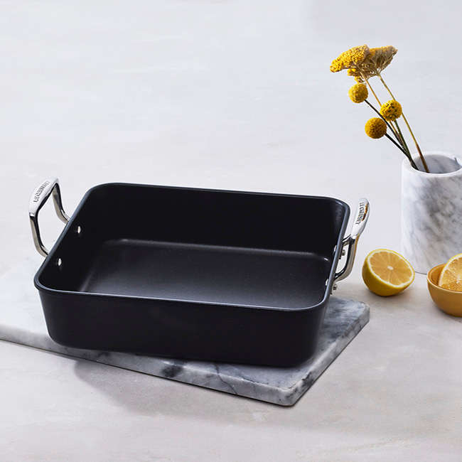 Toughened Non-Stick Square Roaster, 26cm