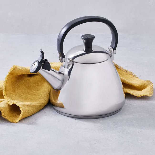 Stainless Steel Kone Whistling Stovetop Kettle, 1.6L