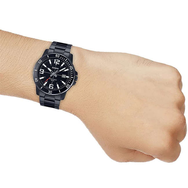 Standard Men's 50m Analogue Wrist Watch, MTP-VD01B-1BVUDF
