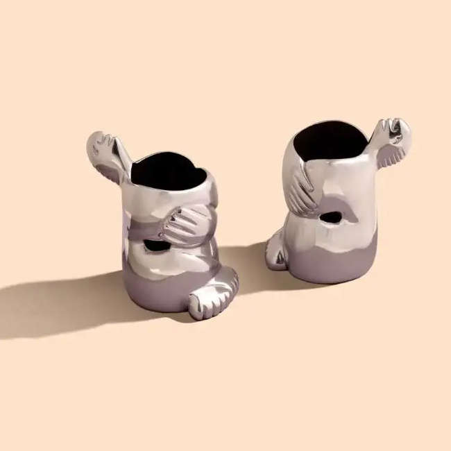 Pen Holder, Embrace