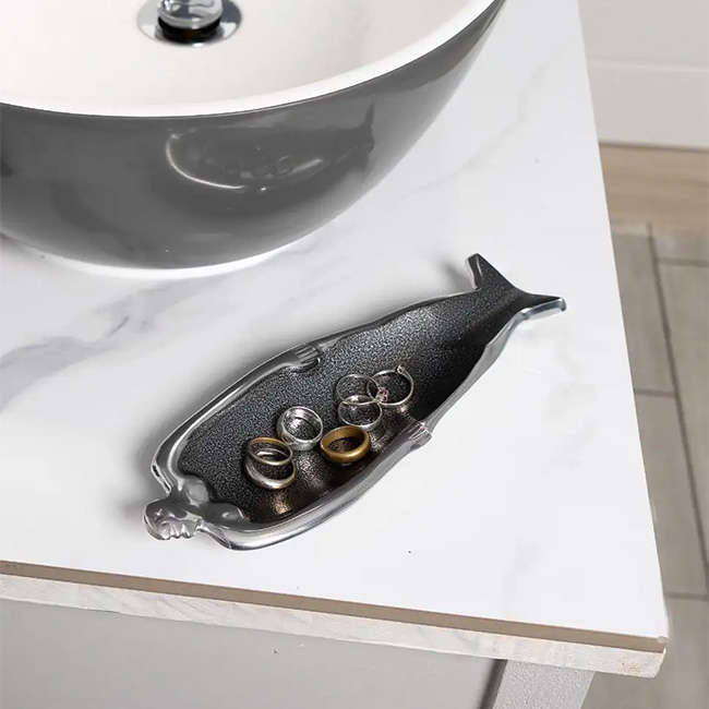 Spoon Rest, Woman