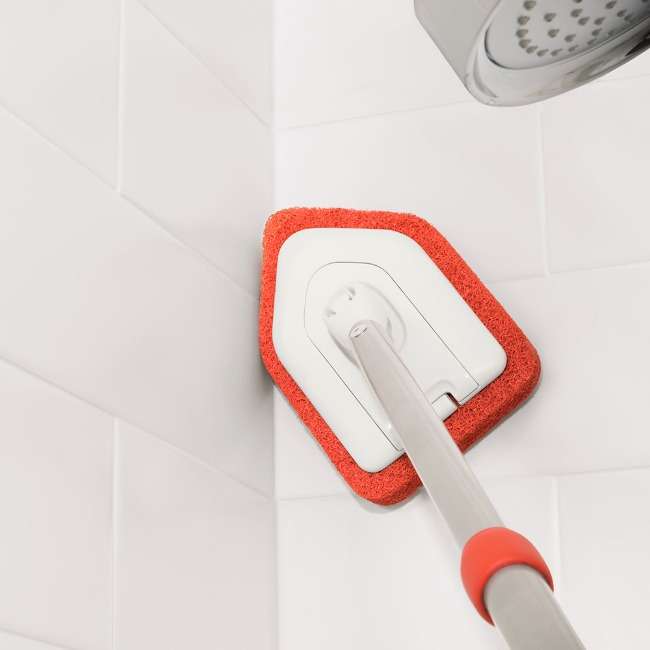 Good Grips Extendable Tub & Tile Scrubber