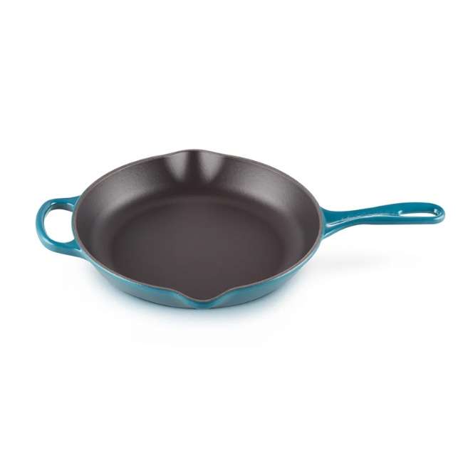Signature Round Cast Iron Skillet, 26cm