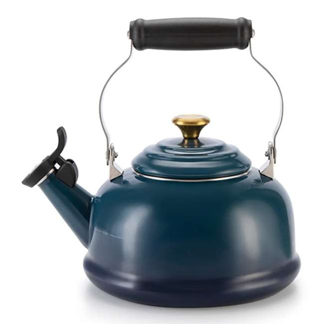 Classic Whistling Stovetop Kettle With Gold Knob, 1.6L