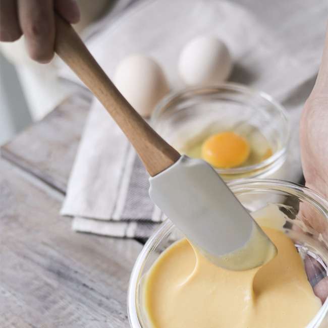Small Beechwood Spatula